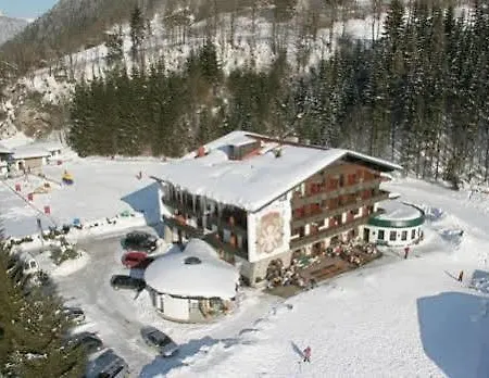 Alphof Hotel 3*